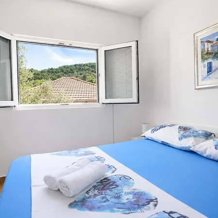 Timila Azure Cosy Seaview Apartman